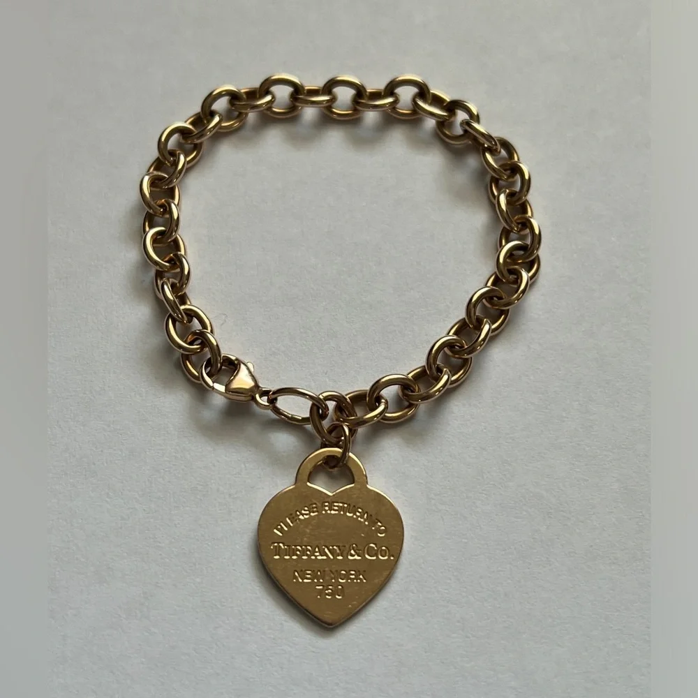 Tiffany & Co. Rose gold Bracelet with medium Heart charm